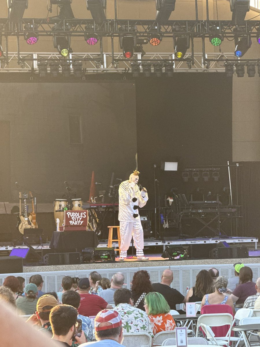 This concert will definitely be one for the books.