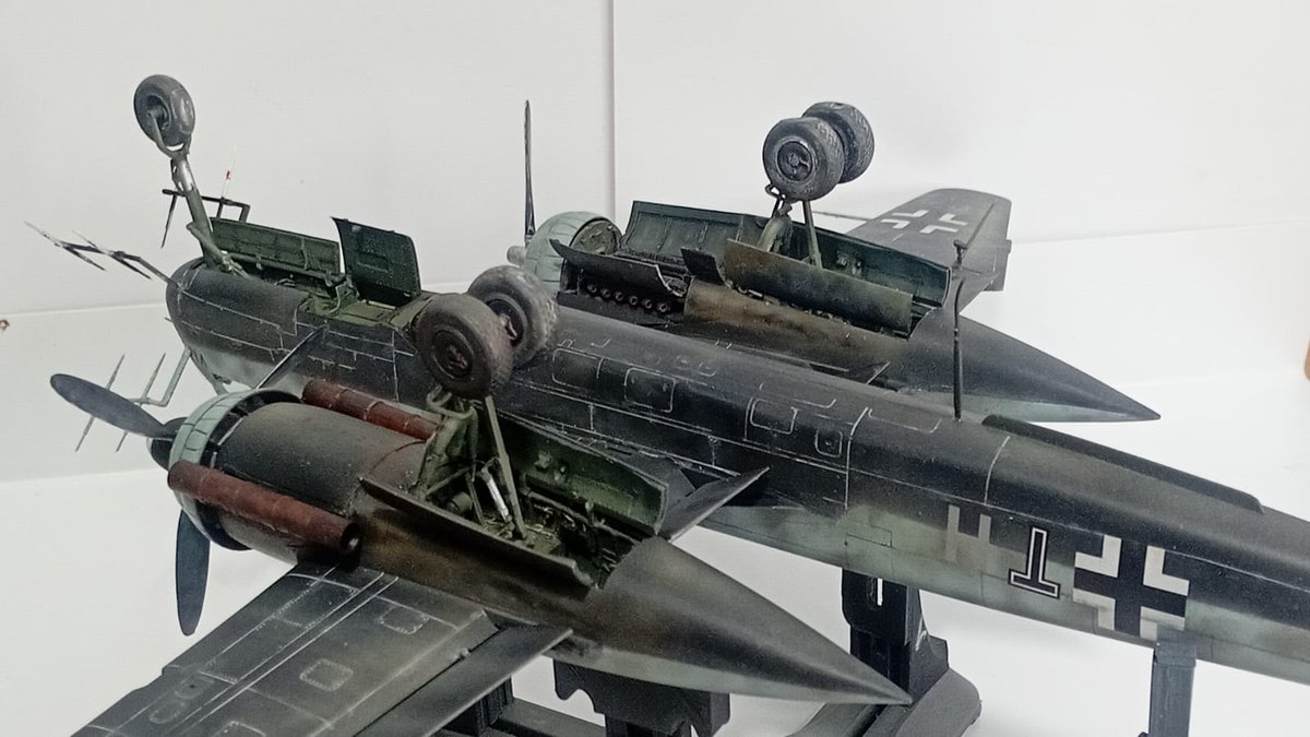 My latest work: HE 219 UHU by #Tamiya in 1/48 scale. Two months of intense work. The antennas are still missing, but I’ve run out of rigging material. A new batch of supplies is on its way by ship, but it will take at least two months to arrive in these latitudes.