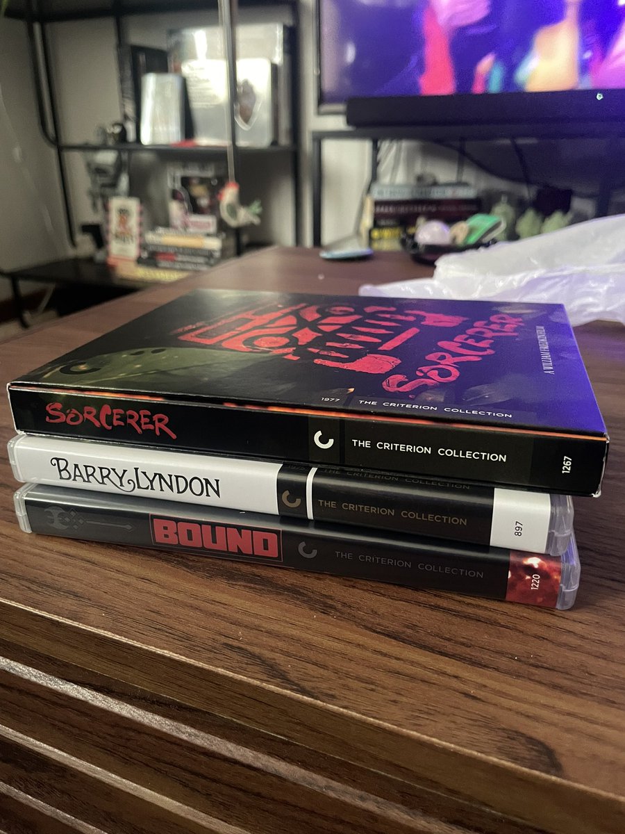 alexorlins's tweet photo. from b&amp;n sale https://t.co/1aoghgUlEe