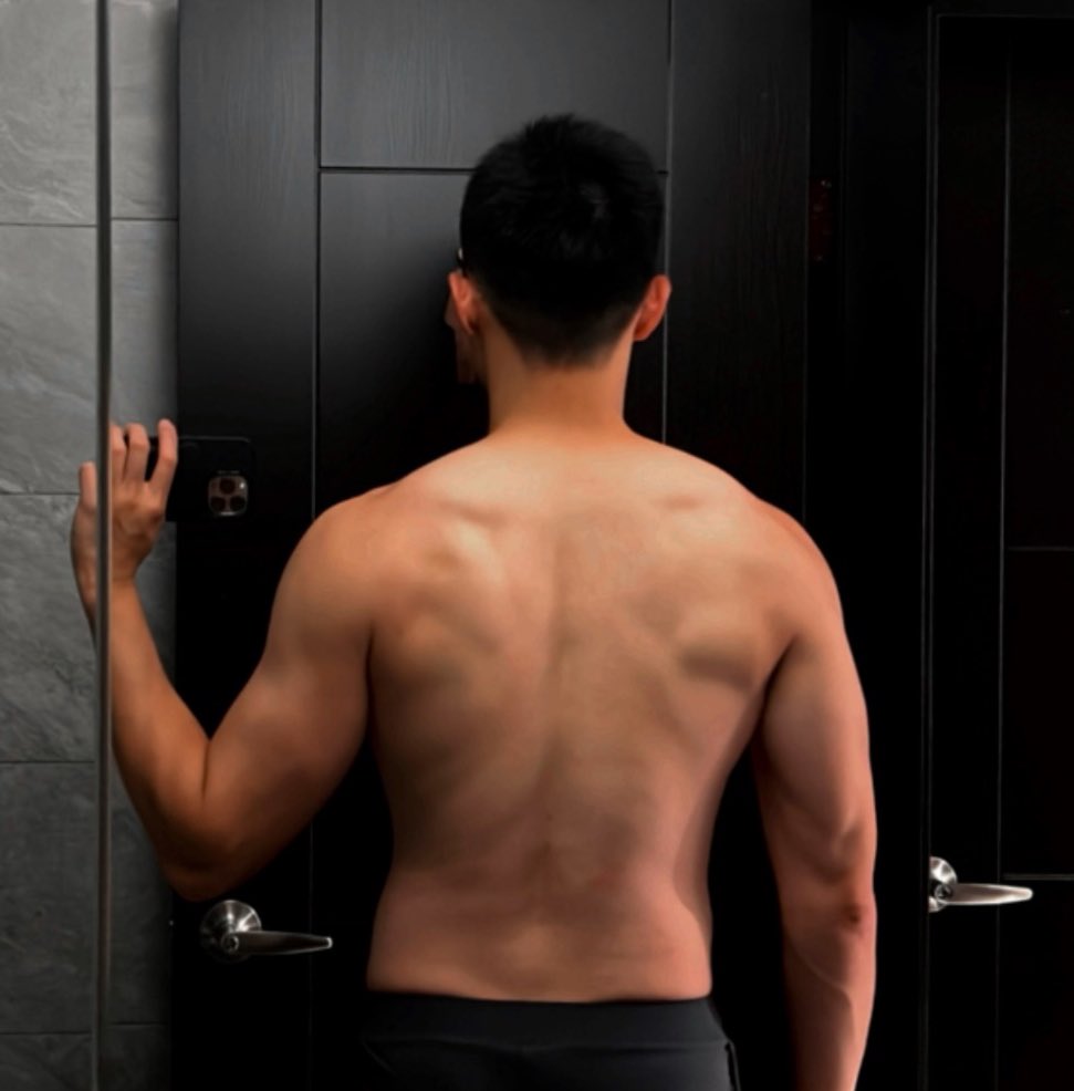 結果背更平🤣🤣