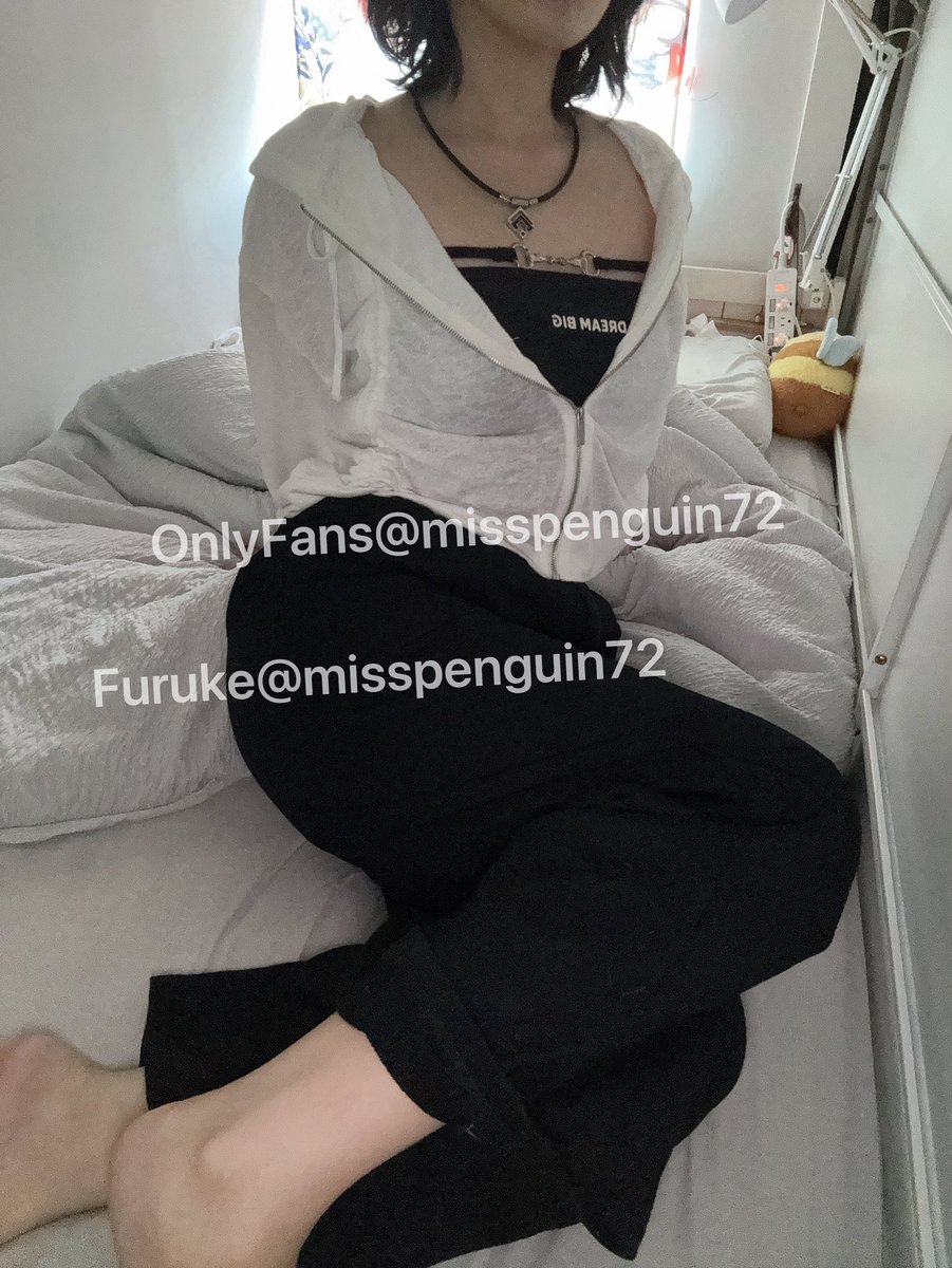 前幾天穿好衣服要出門了
卻突然忍不住很想要
所以脫了褲子自慰了一次
特地錄給你們看最真實又日常的我
只要訂閱，今晚就能看影片囉❤️ https://t.co/qvkUc5gI6E