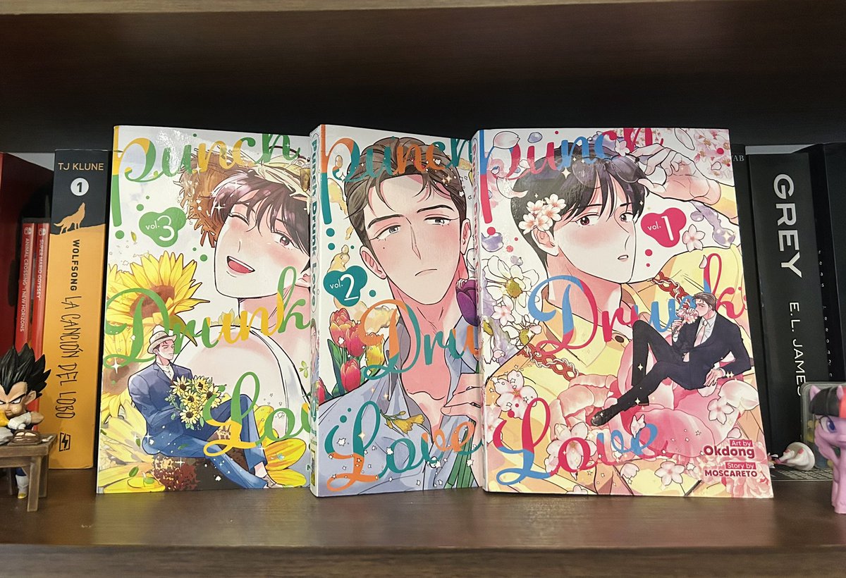 I finally got the third book of #PunchDrunkLove , I'm so excited for the next one 🤧 i love it <a href="/moscareto/">모스카레토</a>

Greetings from Mexico ❤️