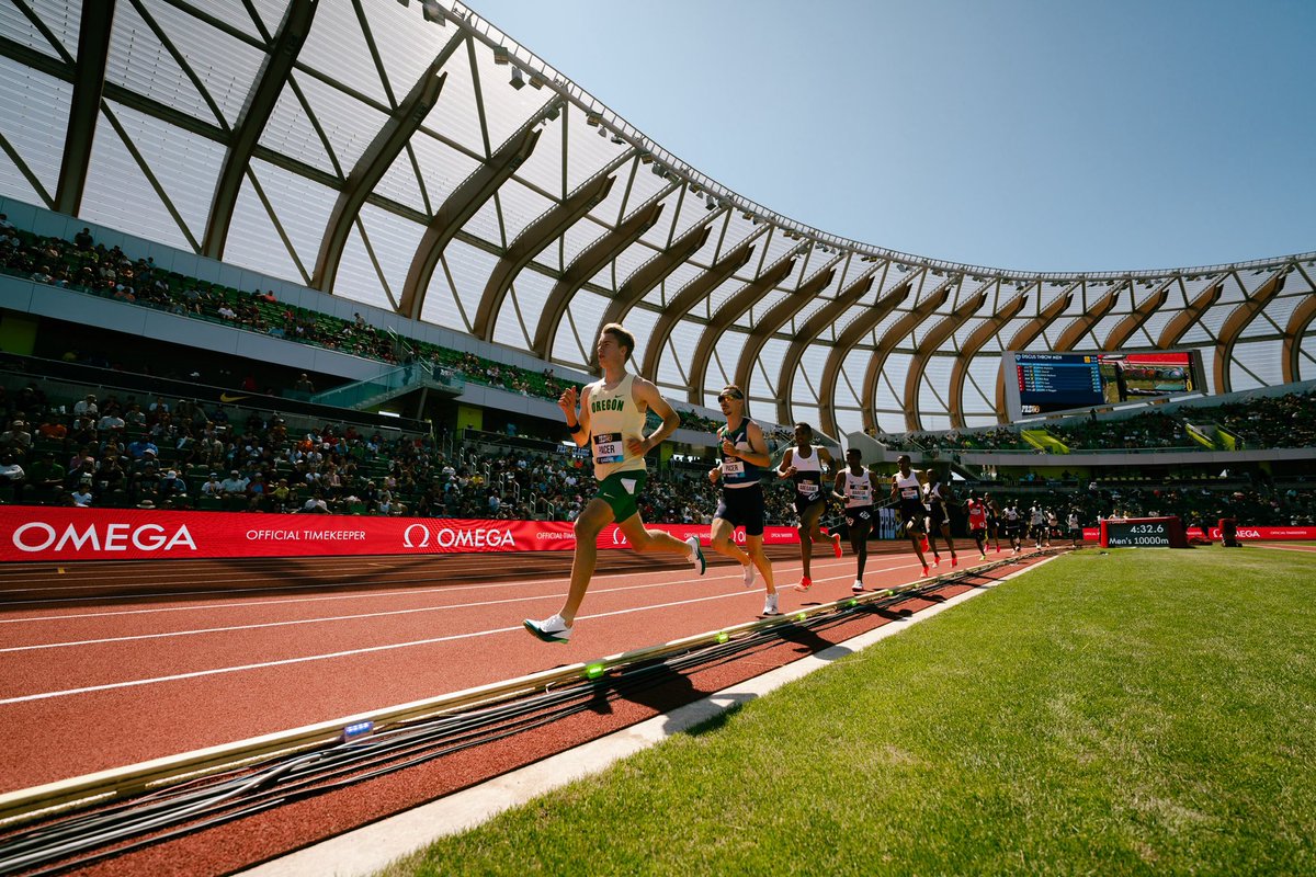 OregonTF's tweet image. It’s safe to say that Beni Balazs and Klaudia Kazimierska are the two greatest pacers in Diamond League history.