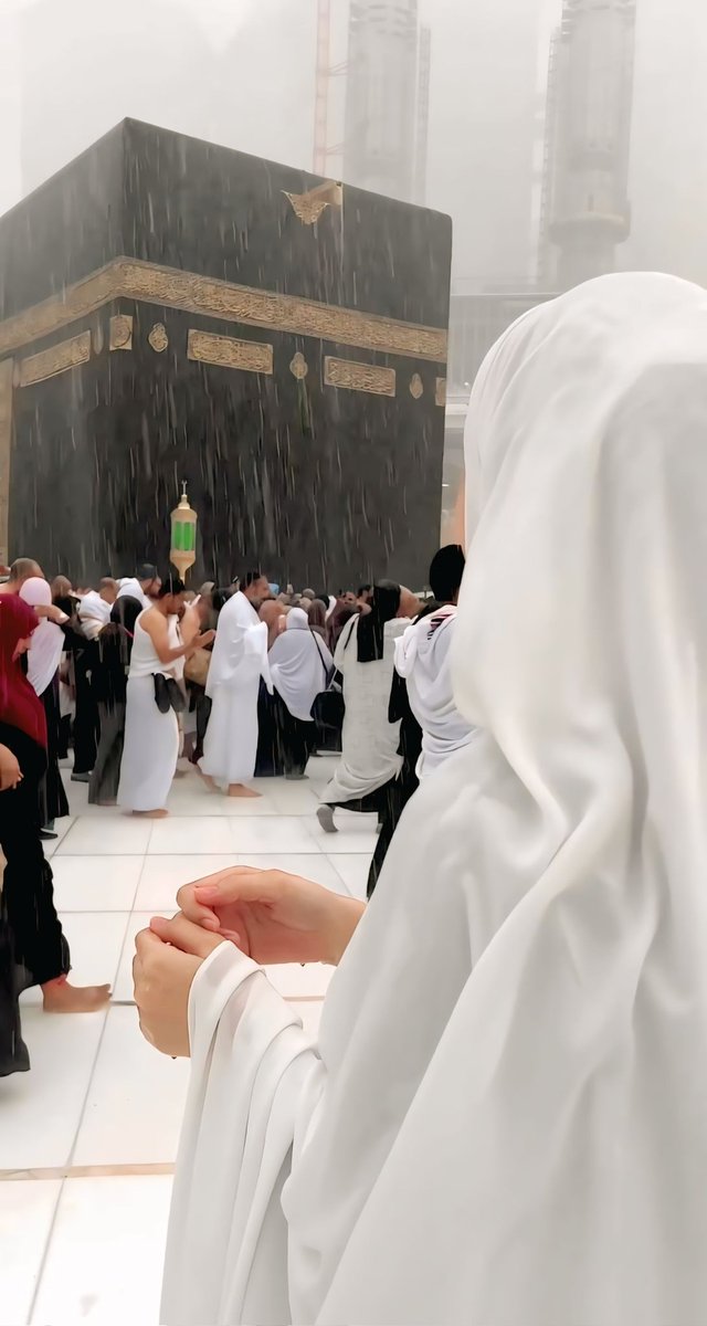 💛 سبحان اللہ العظیم وبحمدہ 🥰 
صلی اللہ علیہ وآلہ وسلم 🥰 
🌻 السلام علیکم 
صبح بخیر 🌻