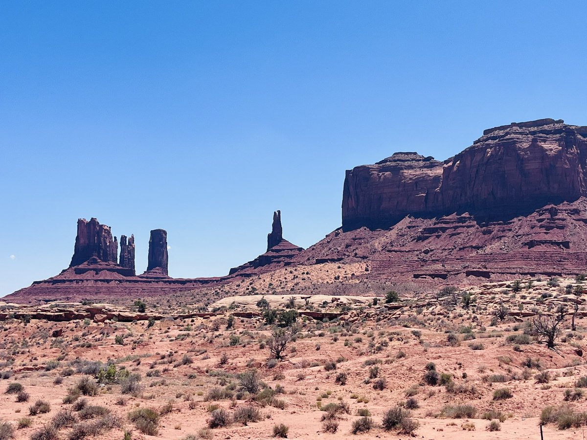 wm_robinson's tweet photo. Monument Valley!! Absolutely stunning! #RoadTrip2025 #GoSeeStuff https://t.co/c7V3OQq5N4