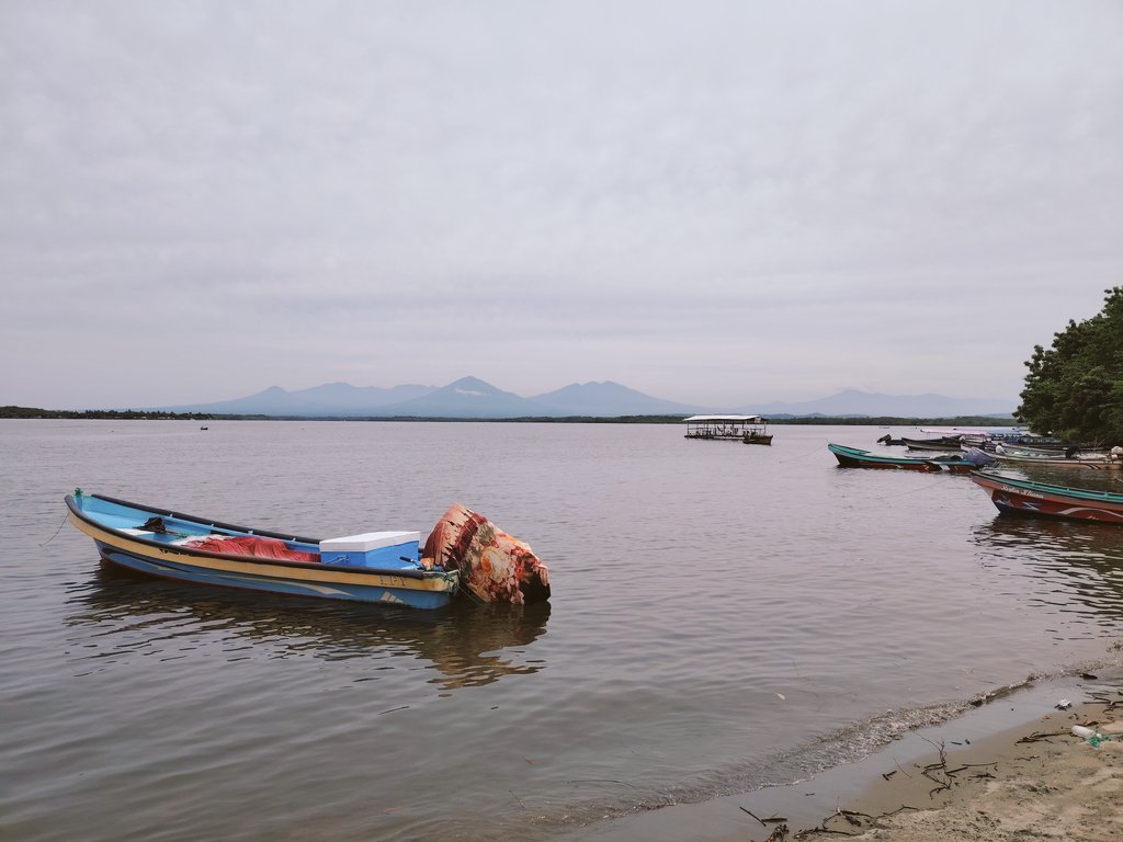 Bitcoinpirraya's tweet image. Un sábado más con nuestros niños en Isla la pirraya Usulután, @Luis21satoshi , Isaac guerrero y Maricela , compartieron con ellos.
Este es un programa de @Bitcoinbeach El Salvador .