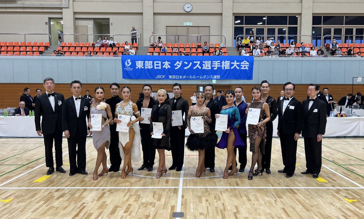EJBDFinfo's tweet image. 東部日本ダンス選手権
アマラテン 結果
優勝 久保祥平 大本エリナ
2位 小島獅桐 鉄島芽衣
3位 村瀬賢一 小笹 詩織
4位 山本哲郎 工藤由美子
5位 遠藤顕広 高橋奈津美
6位 海野航平 横山怜生
#EJBDF
#東部日本ダンス選手権
#小瀬スポーツ公園