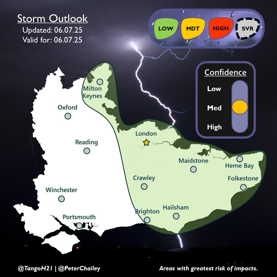 TangoH21's tweet image. Morning 👋 During this afternoon, thundery downpours should develop courtesy of a SErly tracking shortwave, convergence and cooler air moving in aloft.
In the risk area, there's potential for lines of showers, with rain, small hail and lightning ⛈️