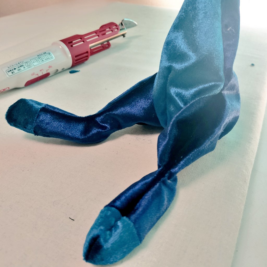 CUDDLY TAILOR🧵 (@cuddly_tailor) on Twitter photo 