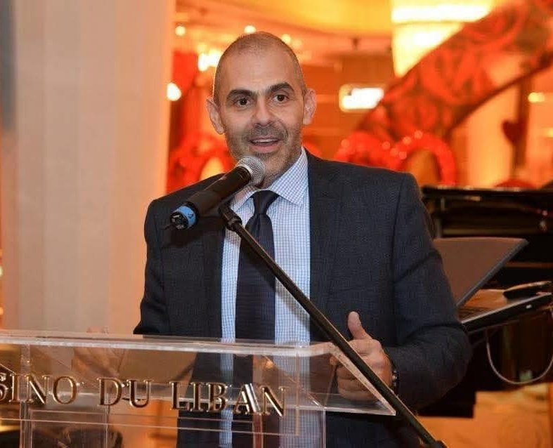 edymaalouf's tweet image. رئيس الشركة يلي دخّلت 69 مليون $ ضرائب للدولة بل 2024 و267 مليون $ آخر 6 سنين، رغم الازمة المالية، موجود اليوم بالحبس،
ويلّي هادرين المال العام ومختلسين ملايين ال$ من الدولة، محمييّن وقاعدين بالصالونات وعلى الشاشات بنظروا علينا بالإصلاح والشفافية ودولة القانون!
#رولان_خوري_بريء