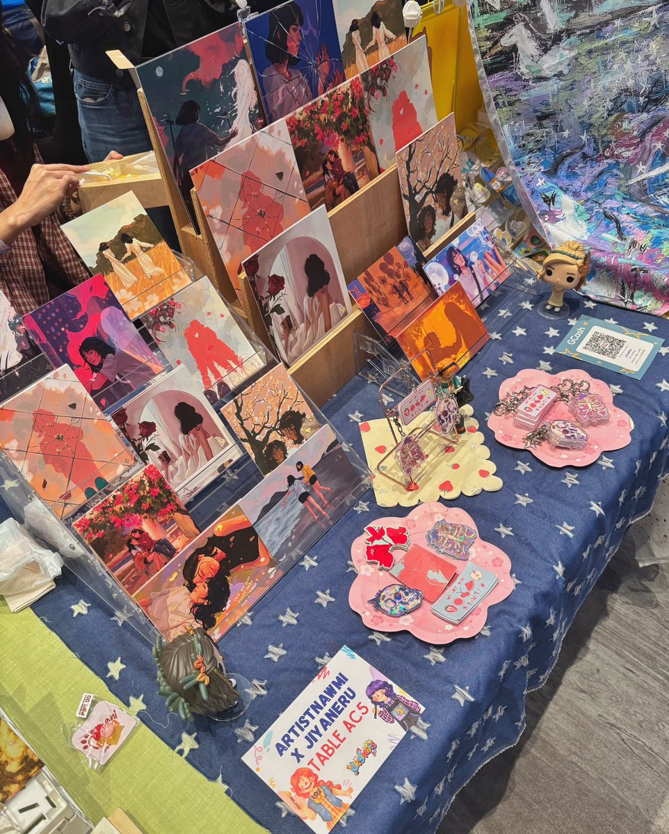 last day @ pota: originals! 

few charms left ;-; thank you for the love! please say hi if you drop by! 🫶🏼