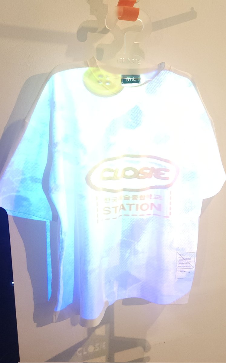 다들 목업에 코딩으로 웹사이트까지 만들어서 퀄리티가 장난아니엇음...👍🏻