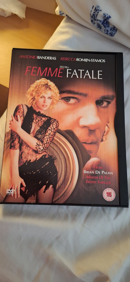 davefilmfan1's tweet image. For the first time in ages, I had a double bill last night. Both #snapcase #PhysicalMedia forgot how good both films were. I liked the onelines in Eraser.