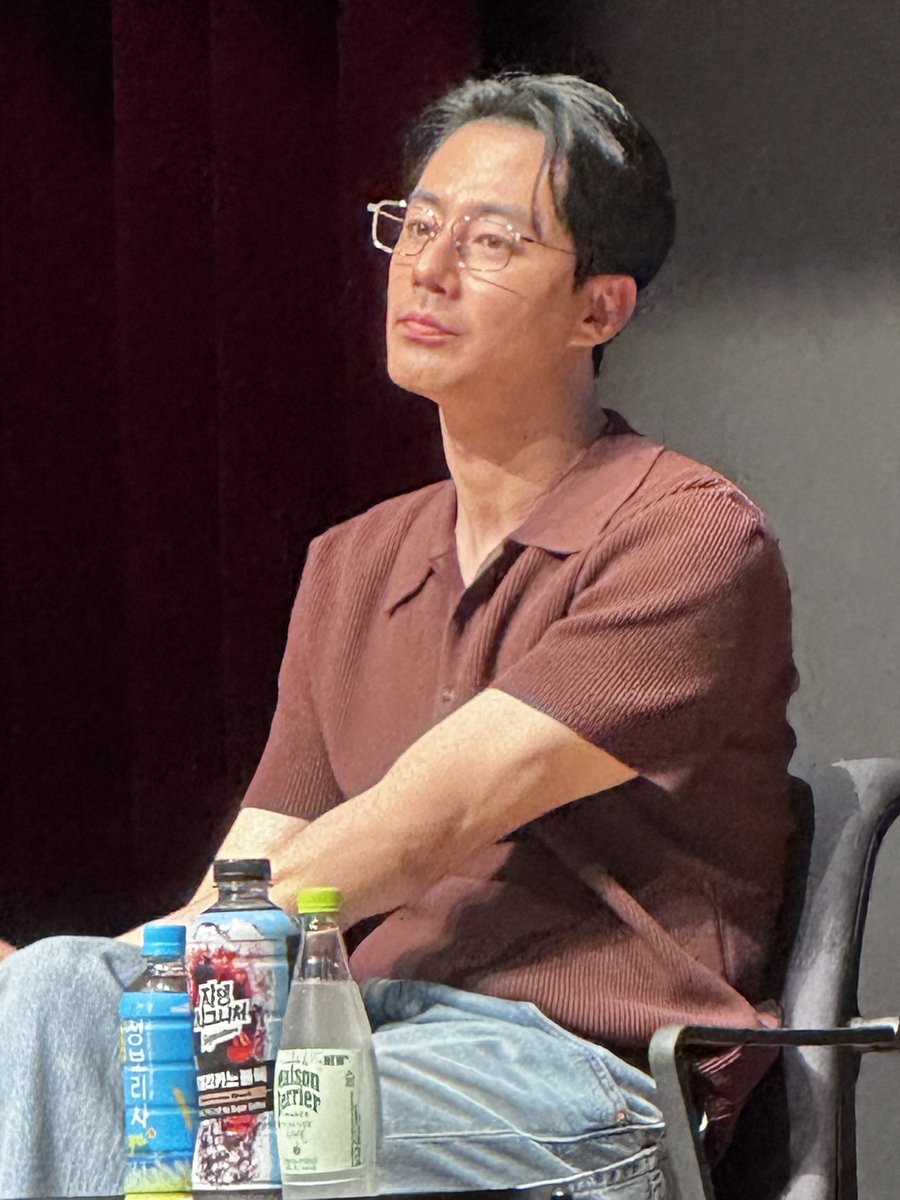 Inseongthumbsup's tweet photo. 20250706 부천판타스틱영화제 모가디슈 gv 조인성

#조인성 #모가디슈 #모가디슈gv https://t.co/BhynEJEKnR