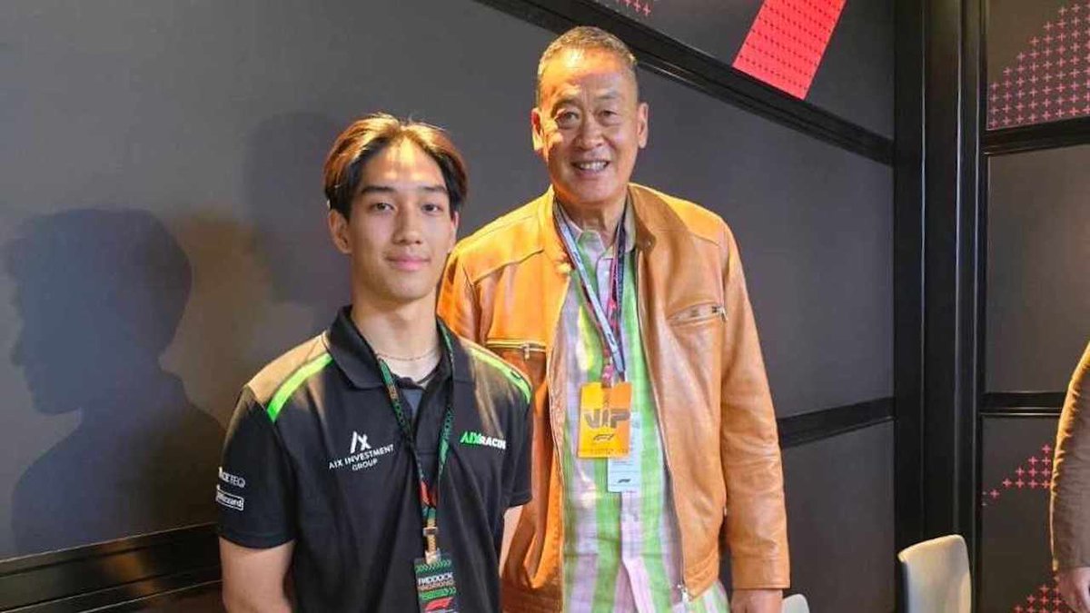 เด็กไทยคนแรกในประวัติศาสตร์ครับ “เติ้ล ทัศนพล” คว้าแชมป์ฟอร์มูล่าทรีได้สำเร็จ

ปีที่แล้ว ตอนที่ผมไปเยือนอิตาลี นอกจากภารกิจจีบผู้บริหาร F1 ถึงสนามแข่ง ก็ได้พบหนุ่มน้อยคนหนึ่งมาขอถ่ายรูปด้วย เขาบอกว่ากำลังตระเวนแข่งที่ยุโรปเพื่อยกระดับฝีมือตัวเอง และมุ่งสู่เป้าหมายการเป็น