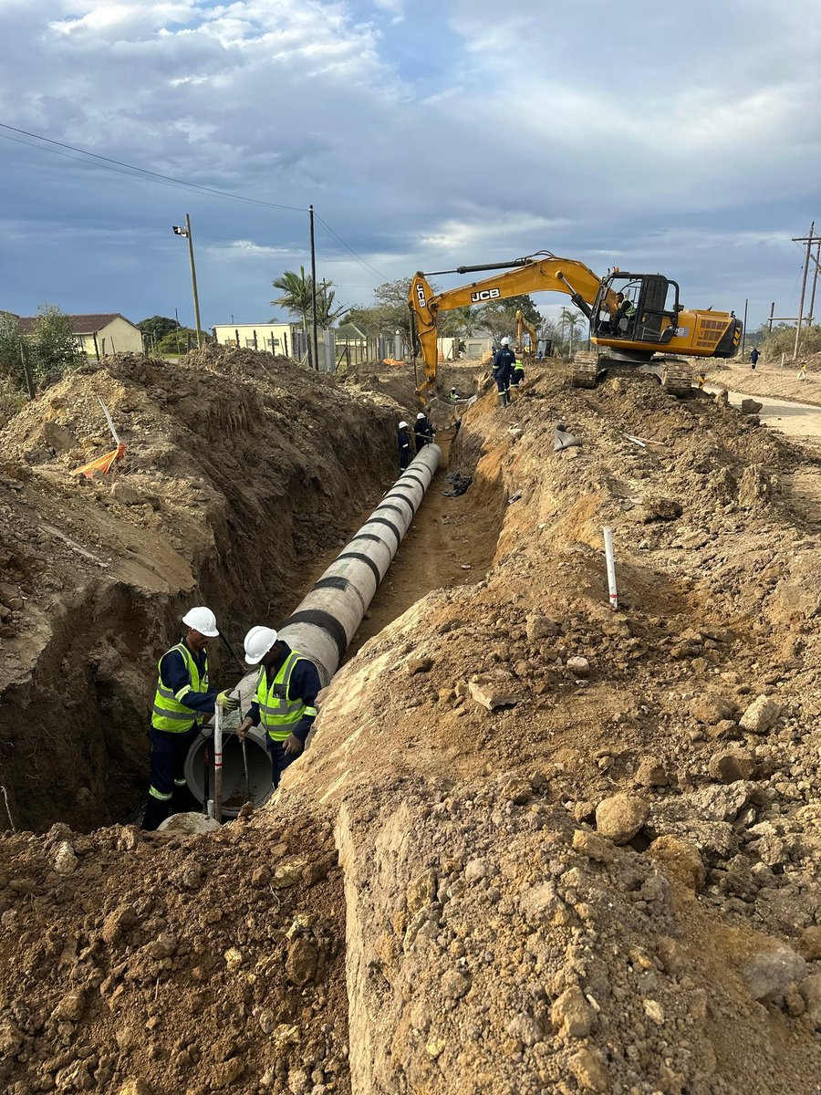 Engineers & Society (@changingthingss) on Twitter photo Dear <a href="/ECogta/">E.C.COGTA</a> & Municipalities
🛠️ Engineers play a key role in delivering water, roads, schools, and more. Human rights violations can be reduced, if EC empower engineers and allow them to focus on their work without interference.
<a href="/GCIS_ECape/">GCIS - Eastern Cape</a> kindly communicate this to save EC.🙏 Dear <a href="/ECogta/">E.C.COGTA</a> & Municipalities
🛠️ Engineers play a key role in delivering water, roads, schools, and more. Human rights violations can be reduced, if EC empower engineers and allow them to focus on their work without interference.
<a href="/GCIS_ECape/">GCIS - Eastern Cape</a> kindly communicate this to save EC.🙏