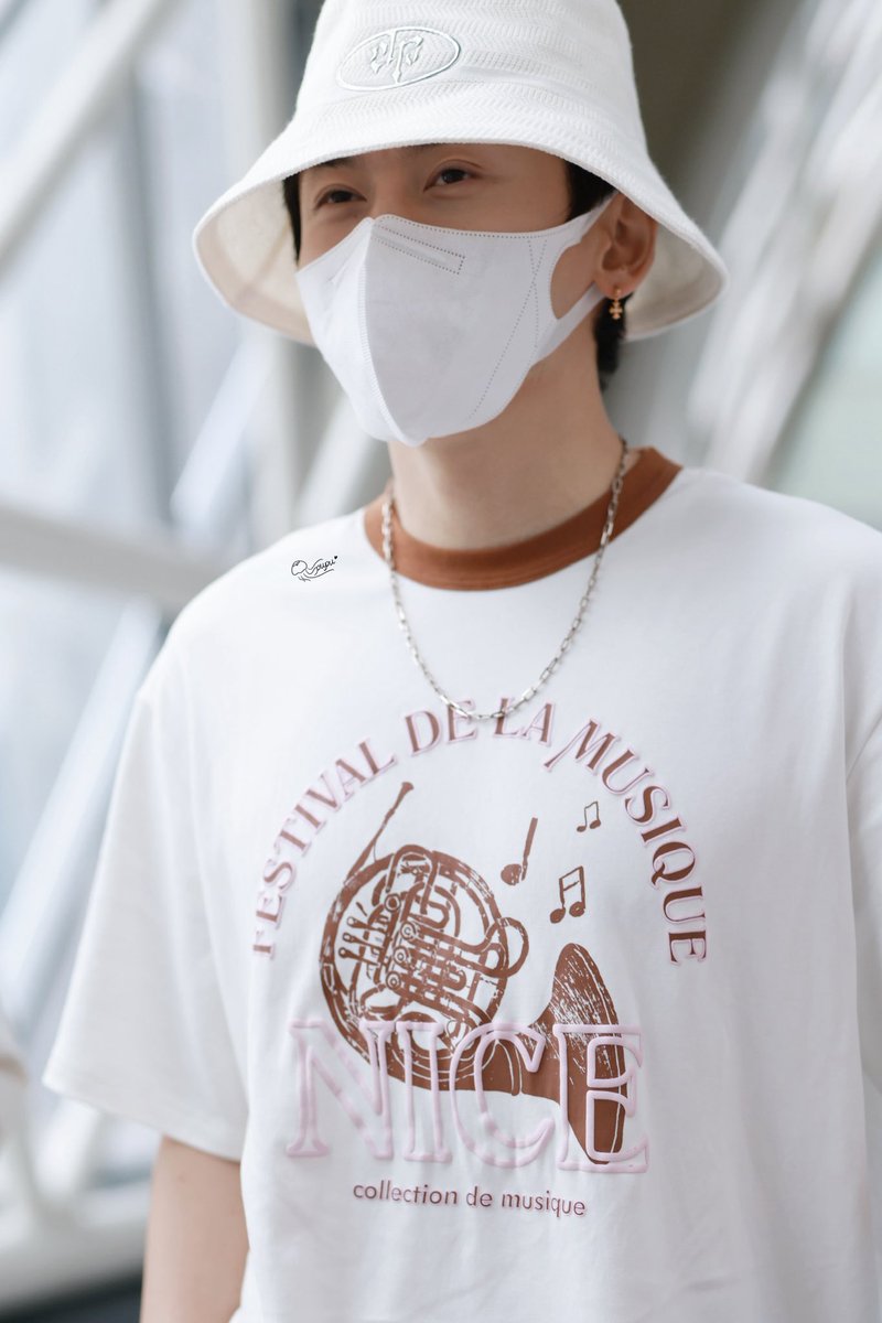 ehsally1's tweet image. 250706 🛬
#张哲瀚 #ZhangZhehan 

#ZhangZhehan #ZhangZhehan张哲瀚
#张哲瀚 #張哲瀚 #ZZH 
#チャンジャーハン #장철한 #จางเจ๋อฮั่น
#zhangzhehan_super3 
#洪荒剧场
#zhangsanjian
#张三坚
#山河令
#WordOfHonor 
#TheRealZhangZhehan