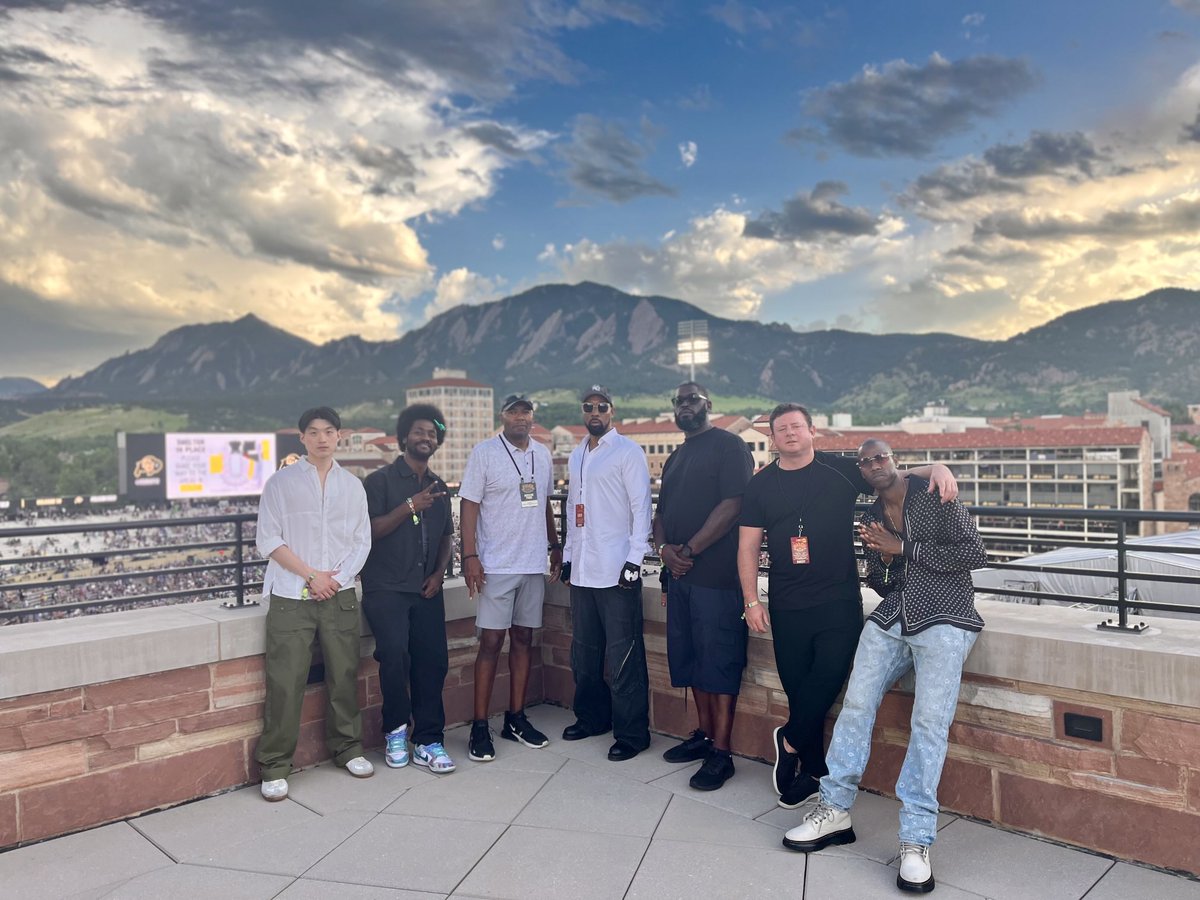 Honored to host RZA and his crew tonight at Folsom Field’s Phish show. An incredible artist and visionary leader of the Wu-Tang Clan, they had an amazing show in Denver last night. #Wu-TangForever #HBDRZA