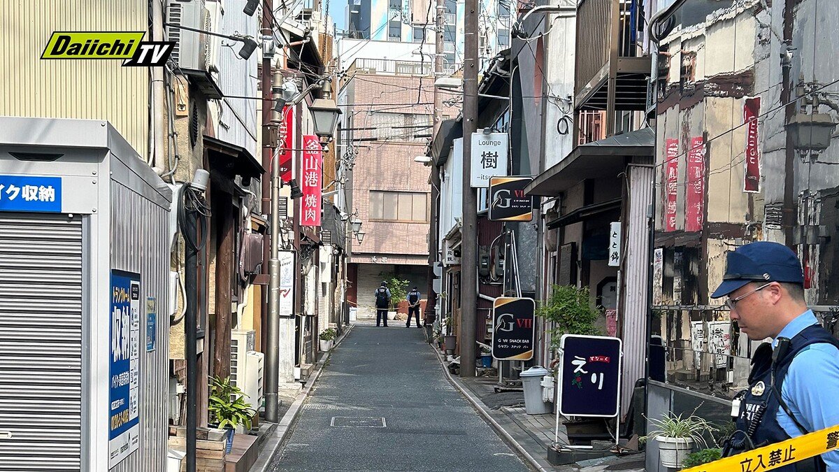 livedoornews's tweet image. 【男逮捕】ガールズバーで刺された店長と従業員の死亡を確認 静岡・浜松市
news.livedoor.com/article/detail…

2人は意識不明の重体で病院に搬送されたが、その後、死亡が確認された。逮捕された男は「刺したことは間違いない」などと容疑を認めているという。