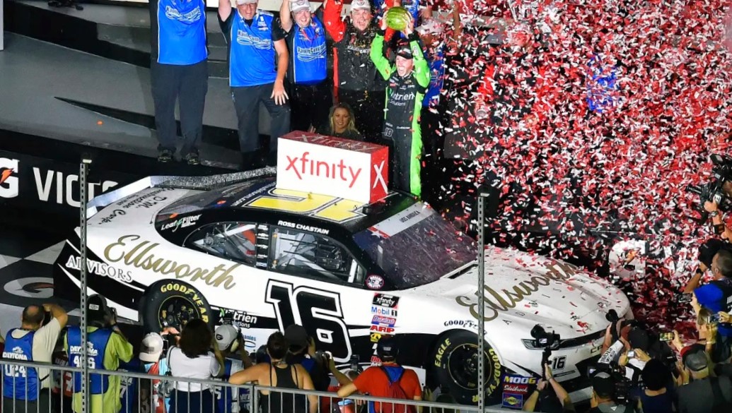 LegendsNascar's tweet photo. Ross Chastain won the 2019 Circle K Firecracker 250 at Daytona six years ago today. ๐
#MelonMan ๐๐ @DAYTONA ๐บ๐ธ https://t.co/69DSCMJEde