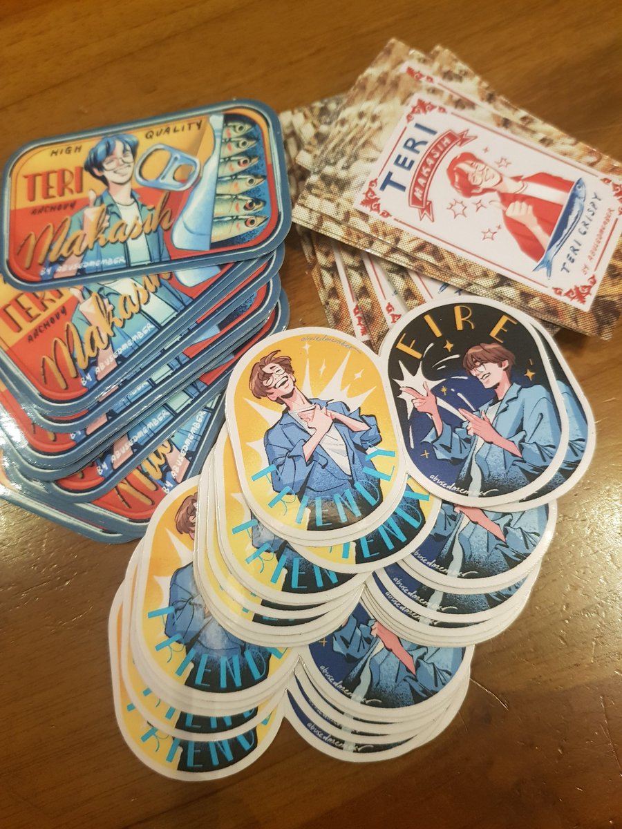 Halo, kemarin ternyata ku sampainya malam dan sudah gak kondusif untuk berbagi2 ㅠㅠ (Thank you to all the Jars that I met who took home the stickers)

Seandainya masih ada yg berminat dengan stickernya boleh banget DM aku, bisa kukirim dari kab. Bogor. Cuman kirim manual 🙏