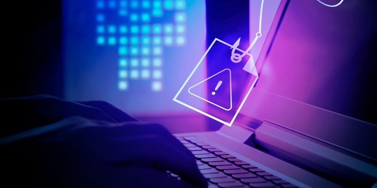 omvapt's tweet image. #ChatGPT creates #phisher’s paradise by recommending the wrong #URLs for major #companies 
vapt.me/Phish-GPT