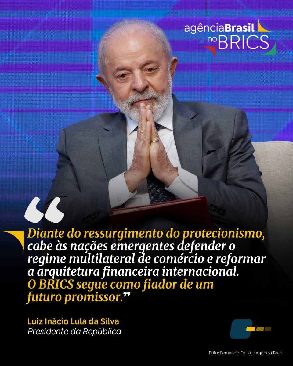 O presidente Lula afirmou neste sábado (5) que o Brics segue como "fiador de um futuro promissor". A afirmação foi feita durante abertura do Fórum Empresarial do Brics, no Rio de Janeiro.

Leia: tinyurl.com/y4vppyp3