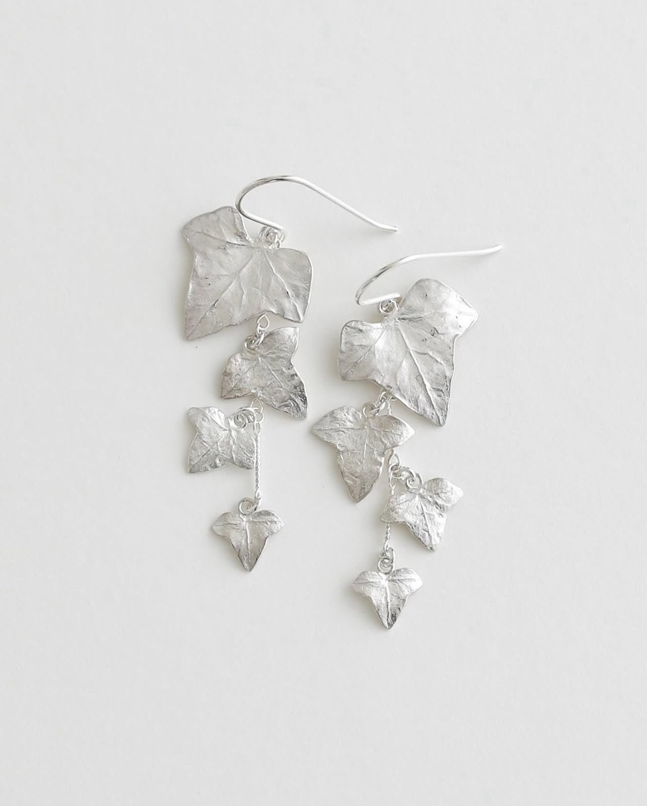 Pfützeプフッツェ　ペンペン草のピアス　SILVER Pfützeプフッツェペンペン草のピアスSILVER
