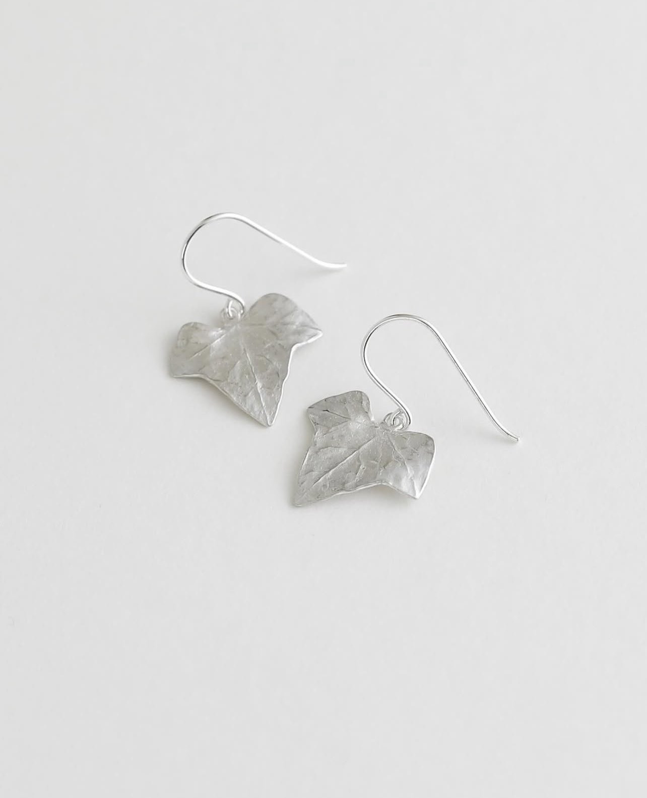 美品 Pfütze プフッツェ シルバー　ブローチ　925　silver 美品 Pfütze プフッツェ シルバー ブローチ 925 silver - メルカリ