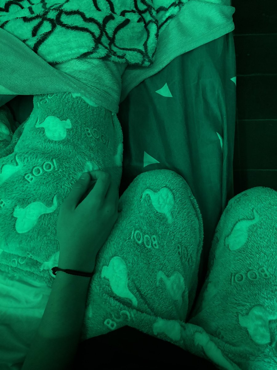 umaa_weinzettel's tweet image. compartimos pijamas con el gordo💚