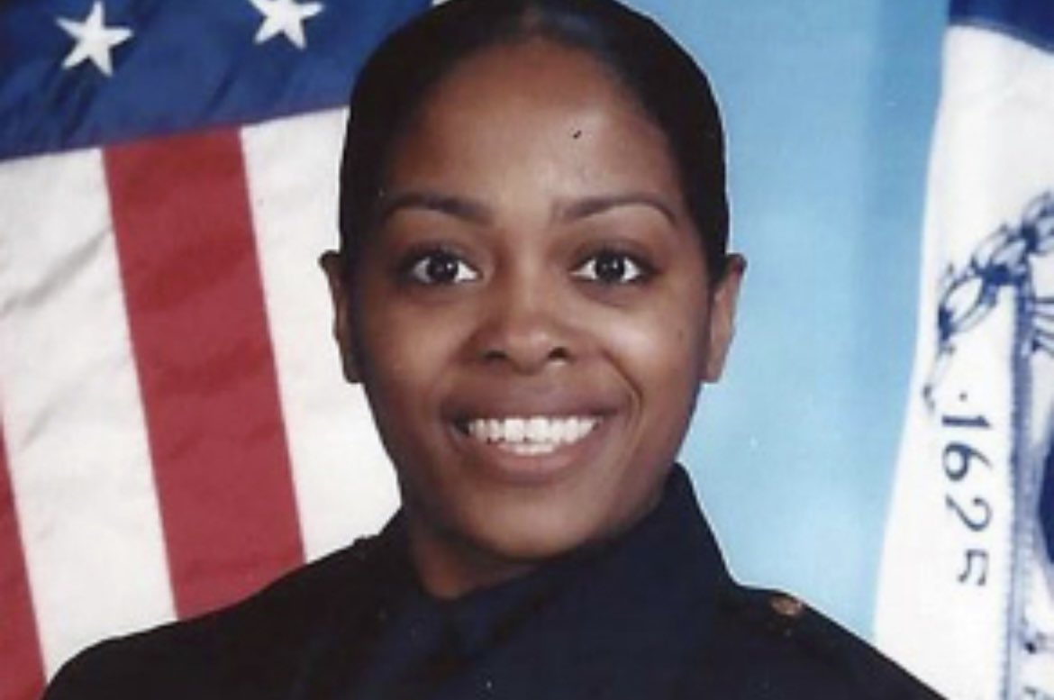 sbanypd's tweet image. The SBA remembers Det. First Grade Miosotis Familia, 48, of the 46 Precinct, who was assassinated while sitting in a marked police vehicle on July 5, 2017. We owe her a debt of gratitude that can never be repaid.