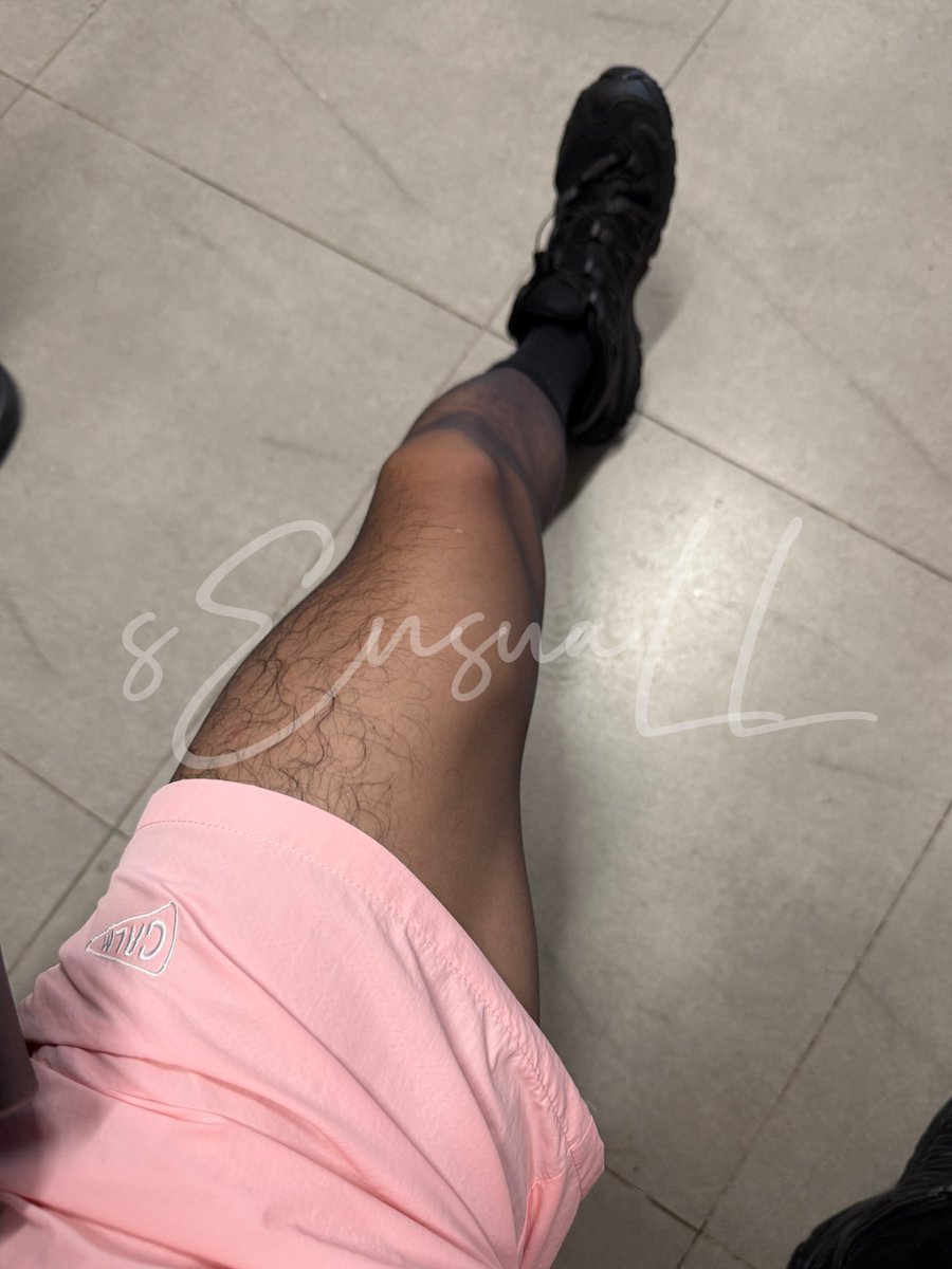 9️⃣6️⃣
#白丝 #体育生 #黑皮体育生 #反差 #正装丝袜 #黑丝 #体育生臭脚 #黑袜 #紧身裤