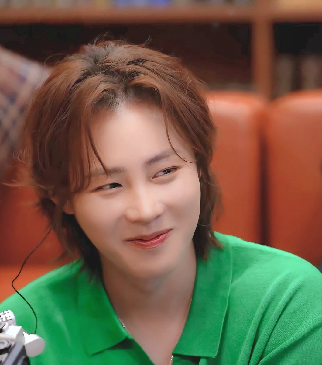 하성공 ep. 4 𐔌♫ྀི⋆.
 (\_/)
( ʚ̴̶̷̆ ̯ʚ̴̶̷̆ )
/⊃ ♥ 하성운식 인소 대사 :
☁️ 관리하는 남자야, 알아둬, 널 가지려면 관리해야지,, 

#하성공 #하성운 #HASUNGWOON