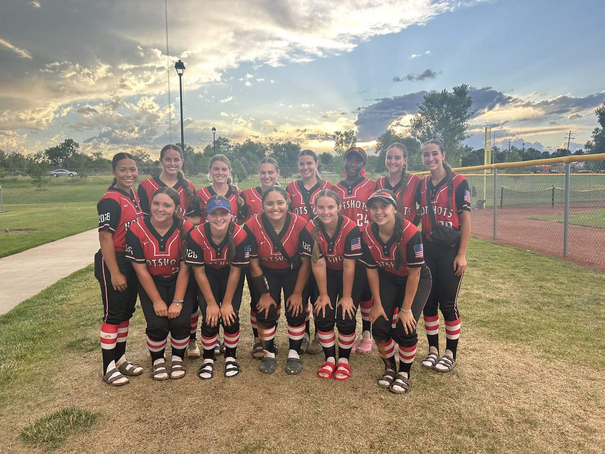3-0 in bracket &amp; Championship Sunday up next <a href="/triplecrownspts/">Triple Crown Sports</a> !!! <a href="/HSPremier08/">Hotshots National 08</a> <a href="/hotshotsnation/">Hotshots Fastpitch</a>