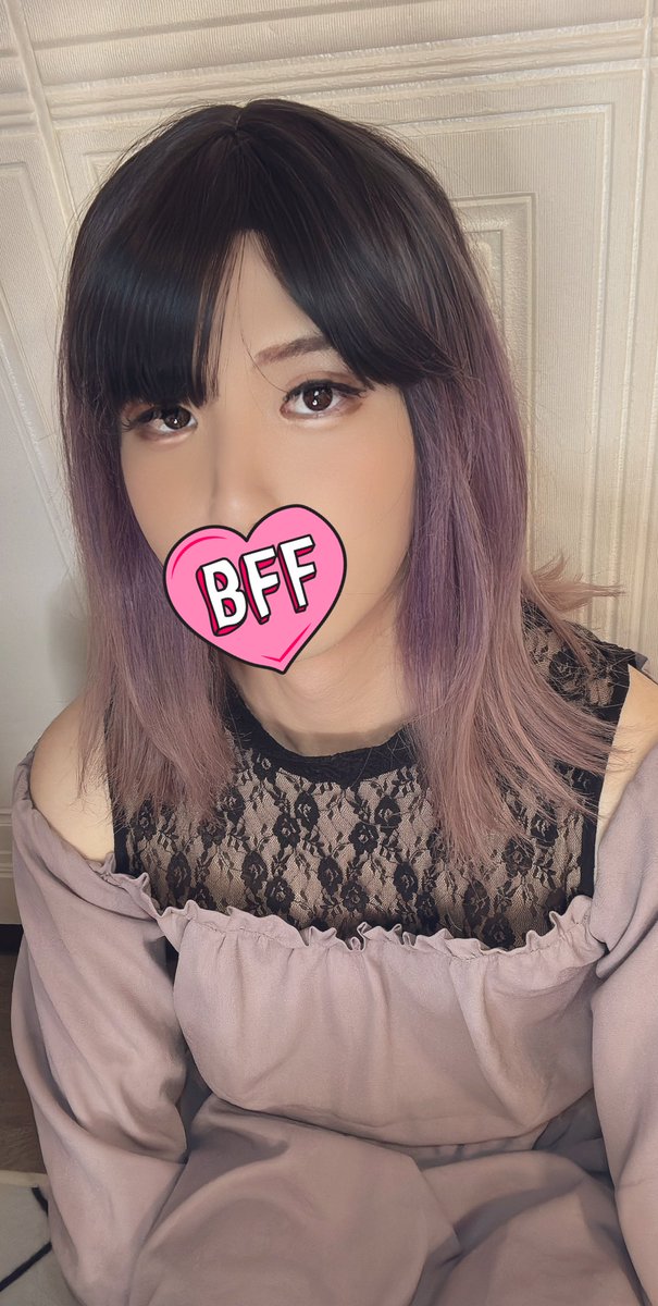 あどけなさ残るその顔で性に積極的なキミヘ
口づけから始まった行為は瞬く間にエスカレート、絡み合う舌と竿は口の中で快楽に変換されて脳に分泌される。互いに名も知らない20代男子のキミたちは、女装を通じてカラダを求め合い・絡み合う体液と心が混じり、忘れられない記憶に変わった
#東京メス男子