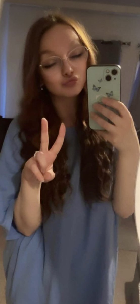 strenge Herrin tweet media