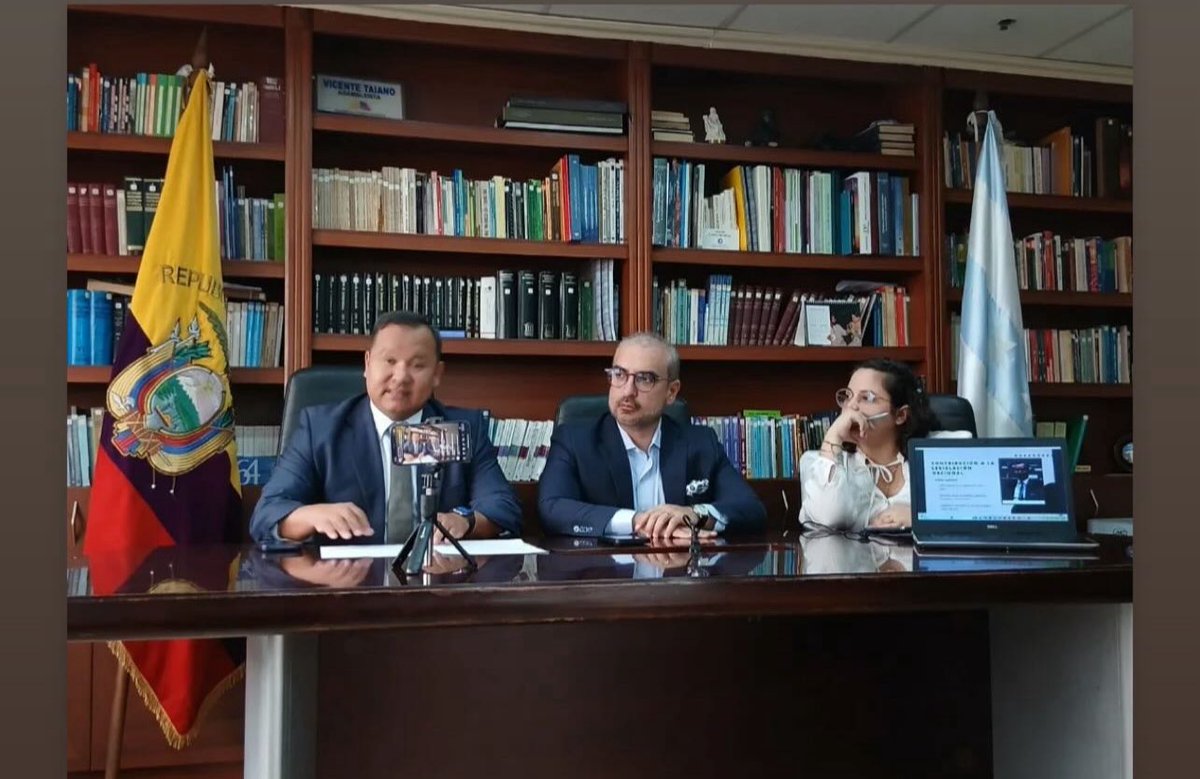 Un proceso que empezó en los cientos de recorridos en diferentes barriadas guayaquileñas, se afianzó en la defensa de los interés populares en la Asamblea  y concluye con una rendición de cuentas del trabajo logrado. Nuestro trabajo empieza <a href="/jaimenebotsaadi/">Jaime Nebot 🇪🇨</a> <a href="/VicenteTaianoEC/">Vicente Taiano</a>