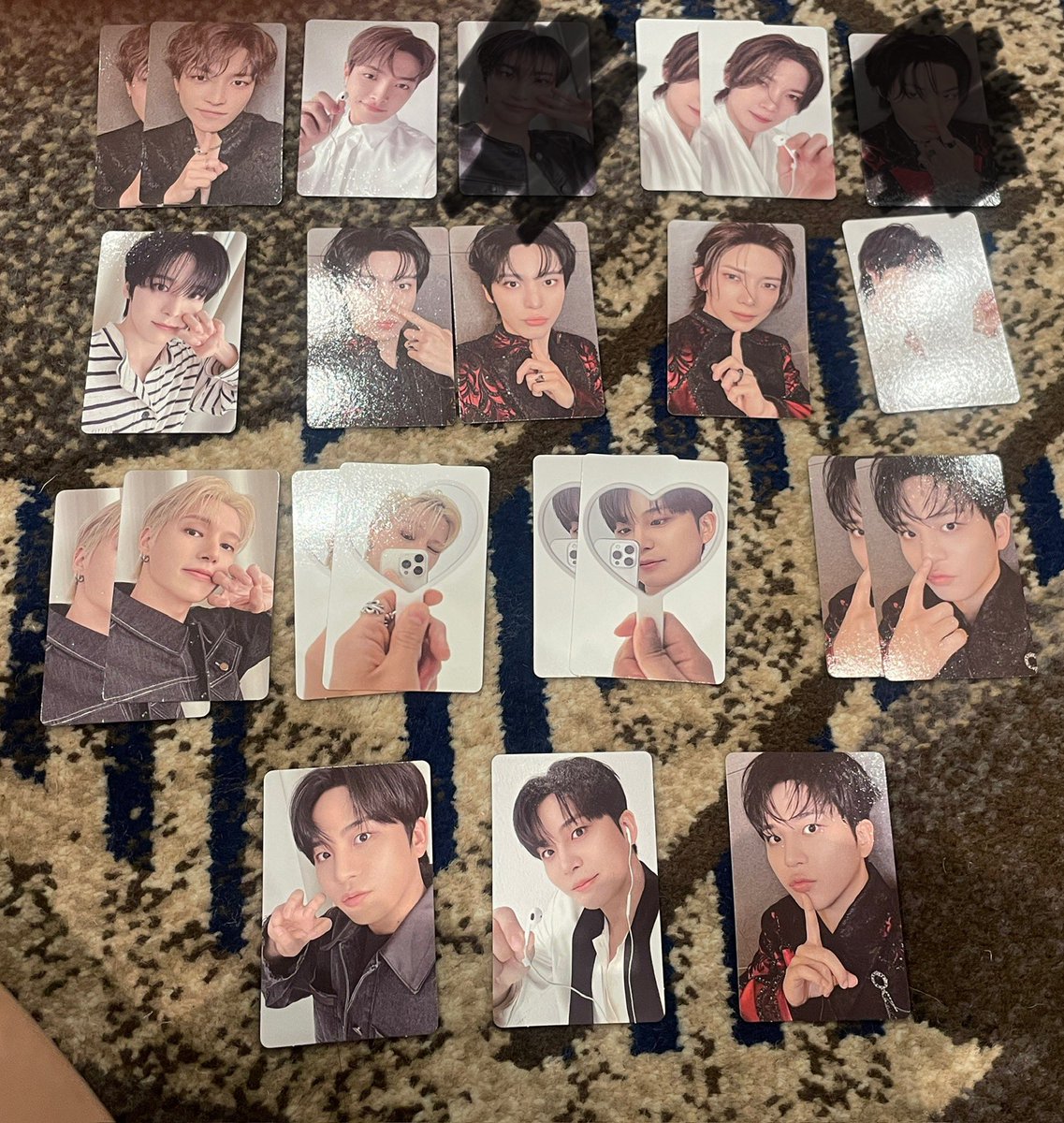 _nas_1024_'s tweet photo. 에이티즈 콘서트 엠디 MD 랜덤 포토카드 팩 random photocard pack 트레카 포카 교환
저 - 첫번째 사진
티니 - 두번째 사진
#에이티즈 #ATEEZINYOURFANTASY https://t.co/fz2PuLqtji