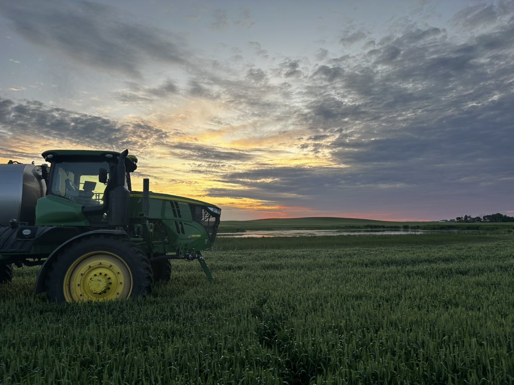 Summer nights 🌾 #johndeere #saskatchewan