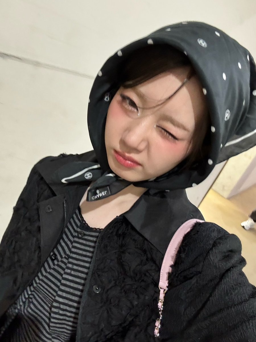 asahihihiii tweet media