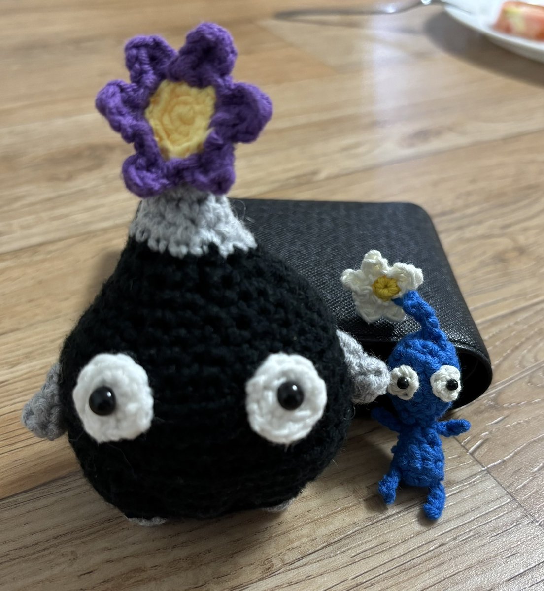 생일을 맞이한 딸내미에게 남은 동전을 선물로 줬더니 실을 사 스스로에게 주는 선물을 만들었다.