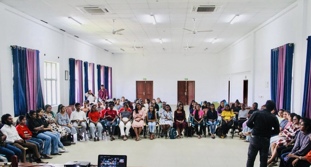 danushka_dk's tweet photo. Honoured to have been part of workshop on Branding with Visual Images at Sripalee Campus.

Honoured to have been part of workshop on Branding with Visual Images at Sripalee Campus.

#VisualCommunication #MassMedia #GuestLecture #UniversityOfColombo #SriPaleeCampus https://t.co/cbwCMj8LW5