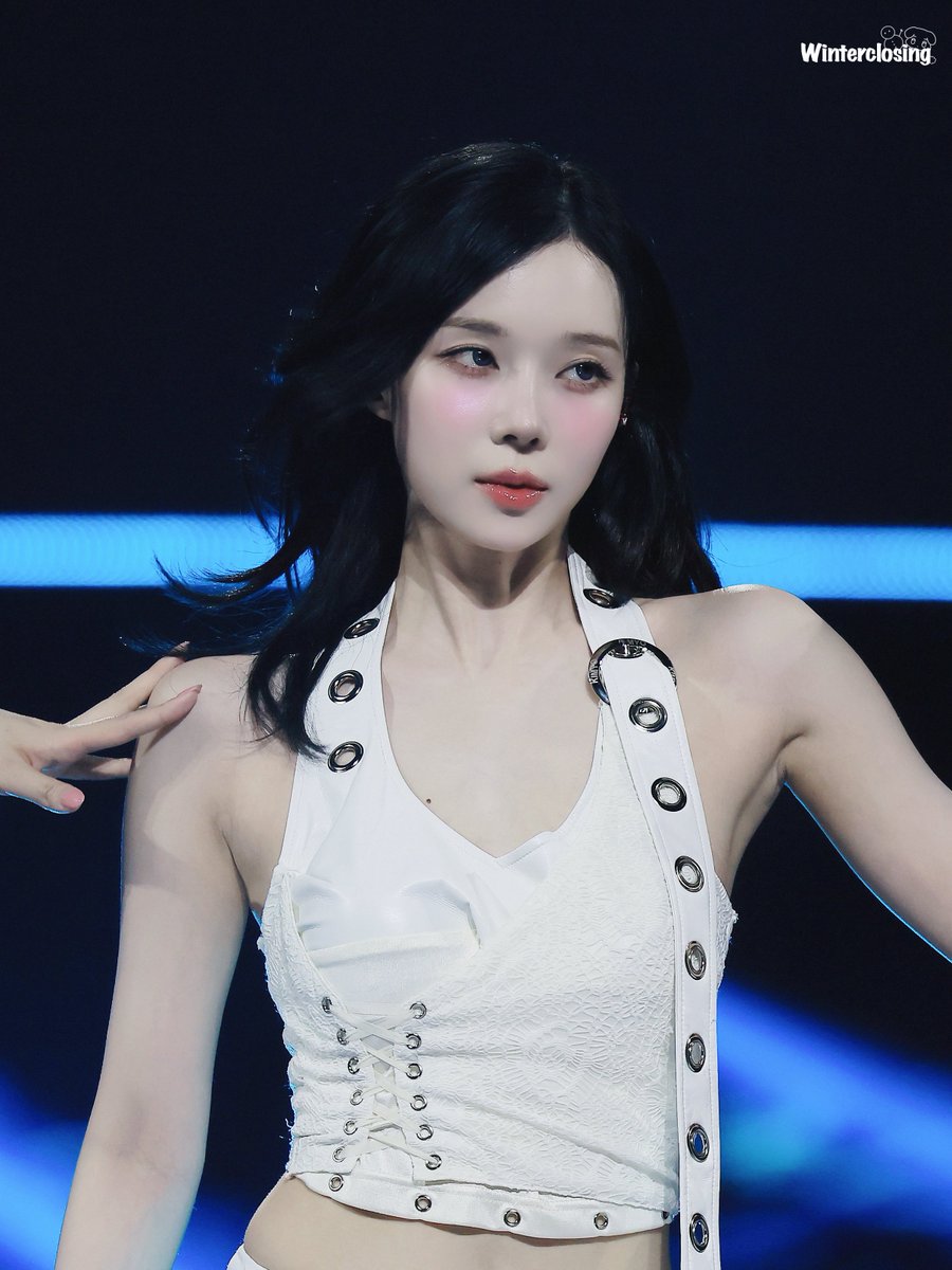 kwtclosing0101's tweet image. 250619 Myk festa

#aespa  #æspa #에스파 
#WINTER #윈터