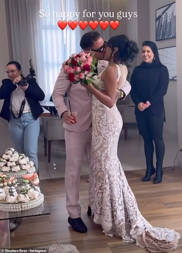 TrueCrimeUpdat's tweet photo. ⚠️ WARNING: This post contains graphic descriptions of sexual abuse

Stephen Bear, 35, a convicted sex offender & reality star (Celebrity Big Brother winner), has married his 18-year-old Brazilian girlfriend, Miami. The announcement comes a year after his prison stint for sharing a sex tape of his ex-girlfriend Georgia Harrison.

Bear was jailed for 21 months in 2023 for voyeurism & disclosing private sexual photographs & films, & was ordered to pay over £22,000 he earned from illegally sharing footage on OnlyFans. Released 18 months ago, he relocated to Brazil, boasting, "The police can't catch me now," & "All my conditions are just lifted. Now I can post on social media." He now creates adult content on OnlyFans. In March, Bear allegedly set up an internet "scam," a GoFundMe for an "implausible 30 metre high statue" of himself in Brazil. He has also reportedly mocked his revenge porn trial & claims his trial was "fixed." Meanwhile, Georgia Harrison is expecting her first child & is set to become the first Love Island star to be awarded an MBE for her campaigning against violence against women & girls.

📣Slimey guy. Yet rich due to internet clout. What a world

🙏Please share to spread awareness
DISCLAIMER: The information shared is based on initial reports, may not be fully verified, and is presented as alleged. Details are subject to change as investigations proceed
🔔Follow for more recent True Crime Updates
👁️Source: Daily Mail