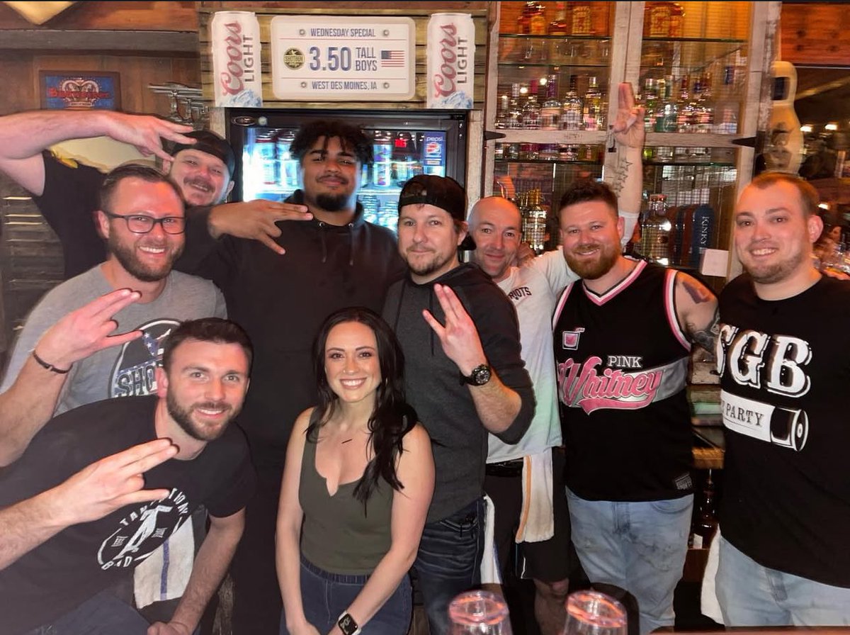 Tristan Came into Shotgun Betty’s a few years ago. Dude was a real good time. We tried to get him to FaceTime TB12 but he wouldn’t do it since it was 1am. #GoHawks