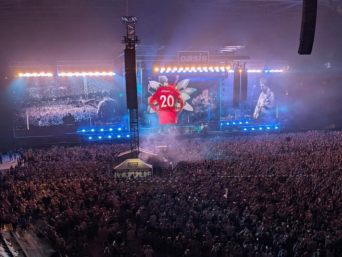 Shite Seats (@shiteseats) on Twitter photo 