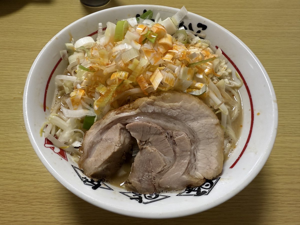 marushionmaru's tweet photo. 二日酔いで https://t.co/USrJ6i2zAF