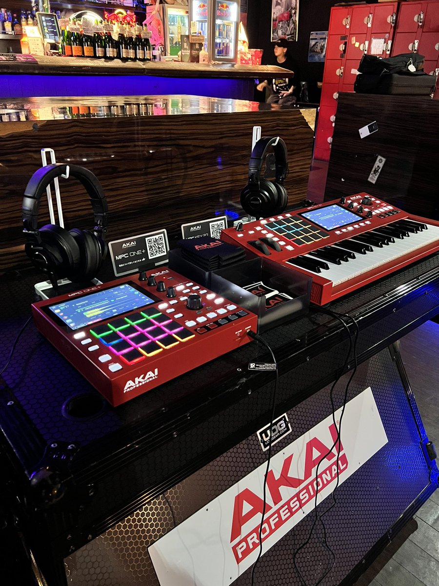 AKAI_JP's tweet image. KING OF FLIP2025本日開催です🙌🔥

会場内にMPC体験ブース設置してます❗️

限定のAKAIロゴ入りクージーも配布してます🎁

お気軽にお立ち寄り下さい😊

#AKAI #MPC #MPCONEPLUS #MPCKEY37