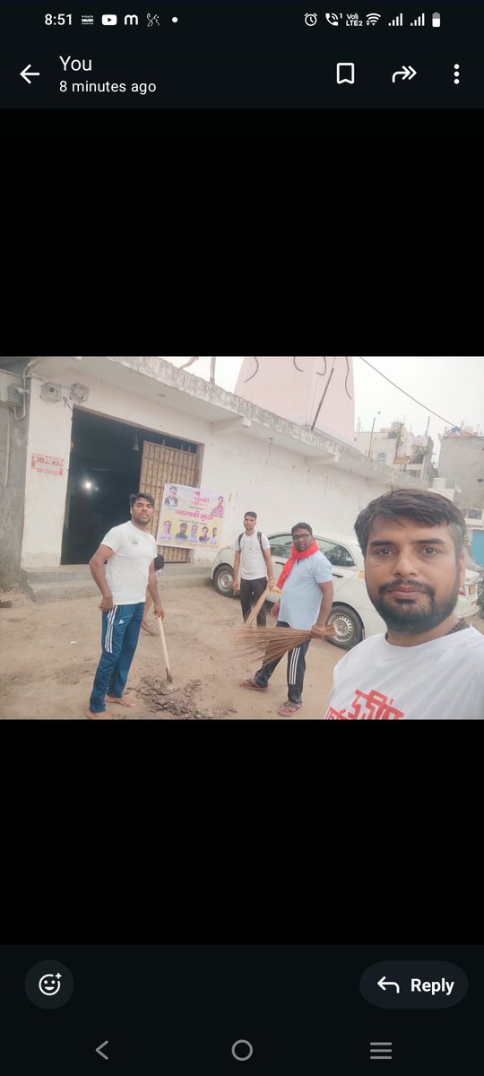 Rahultanwar108's tweet photo. प्राचीन शिव शक्ति मंदिर मोलरबंद विस्तार एफ ब्लॉक गली नंबर 16 बदरपुर में आज मंदिर स्वच्छता अभियान के तहत हम सभी भाइयों सफाई की@HinduEcosystem_ @KapilMishra_IND @mohittyagihindu @RameshwarAryaji @moodsofbharat 
#CleanTemple #HinduEcosystem

#KapilMishra https://t.co/Y6QEySx95V