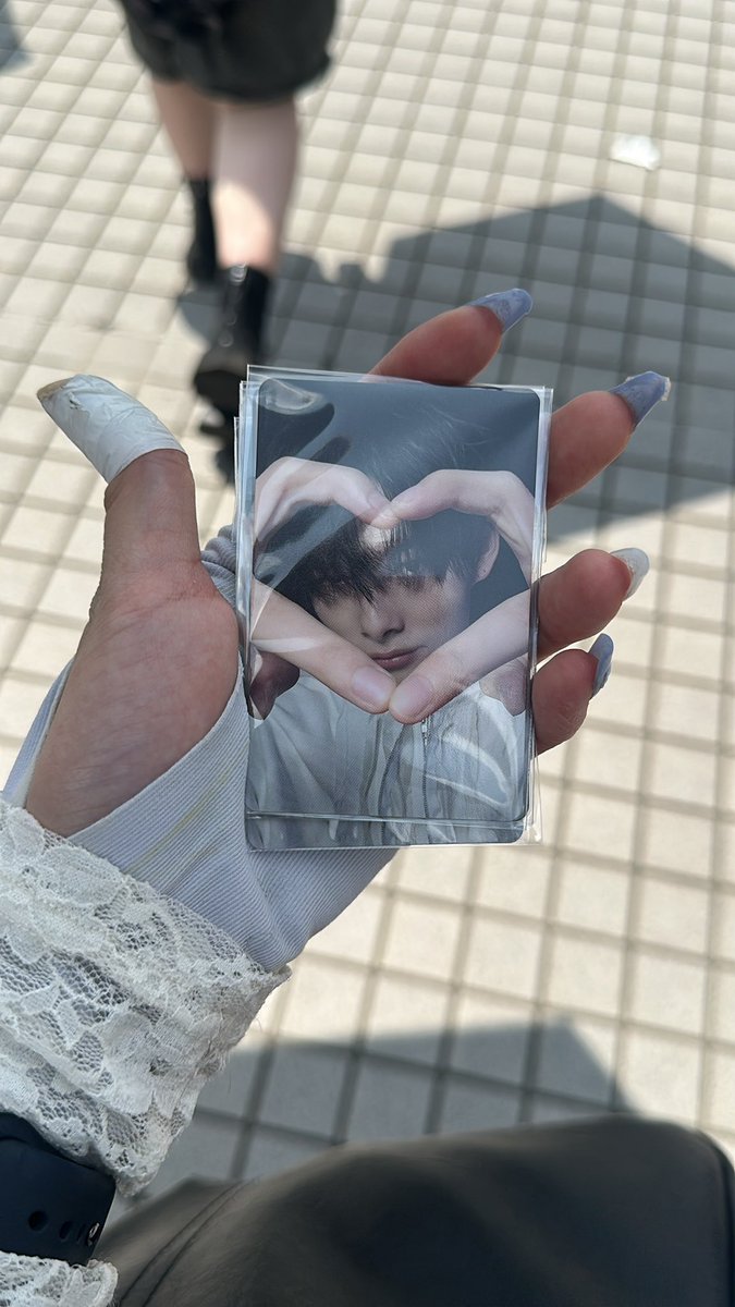 ( ◠‿◠ ) tweet media